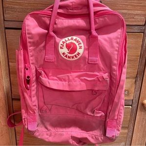Pink fjallraven backpack